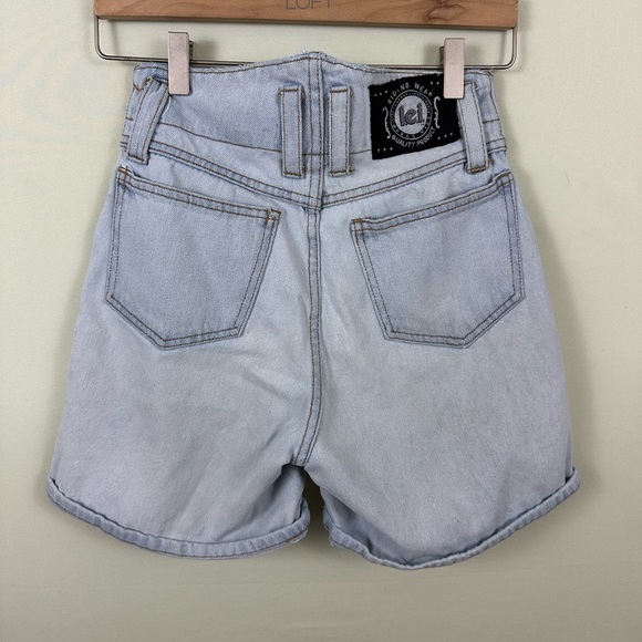 Vintage LEI Light Wash High Rise Denim Riding Shorts - Picture 2 of 9